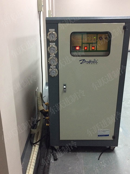 風(fēng)冷冷水機(jī) 風(fēng)冷冷水機(jī)